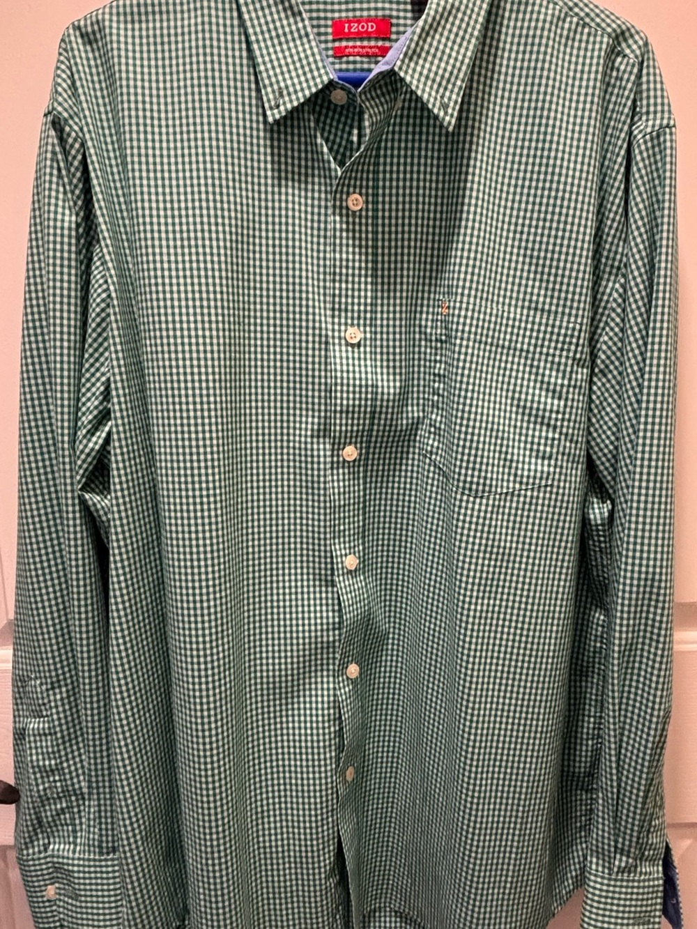 Izod Men's Green Gingham Button-Down Shirt